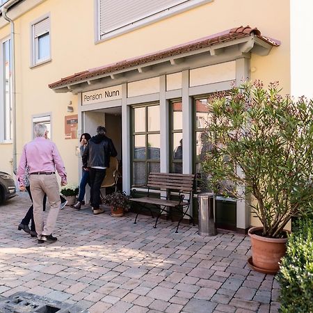 Hotel Domizil Nunn Escherndorf Exteriér fotografie